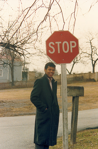 Jonathan Luna stop sign